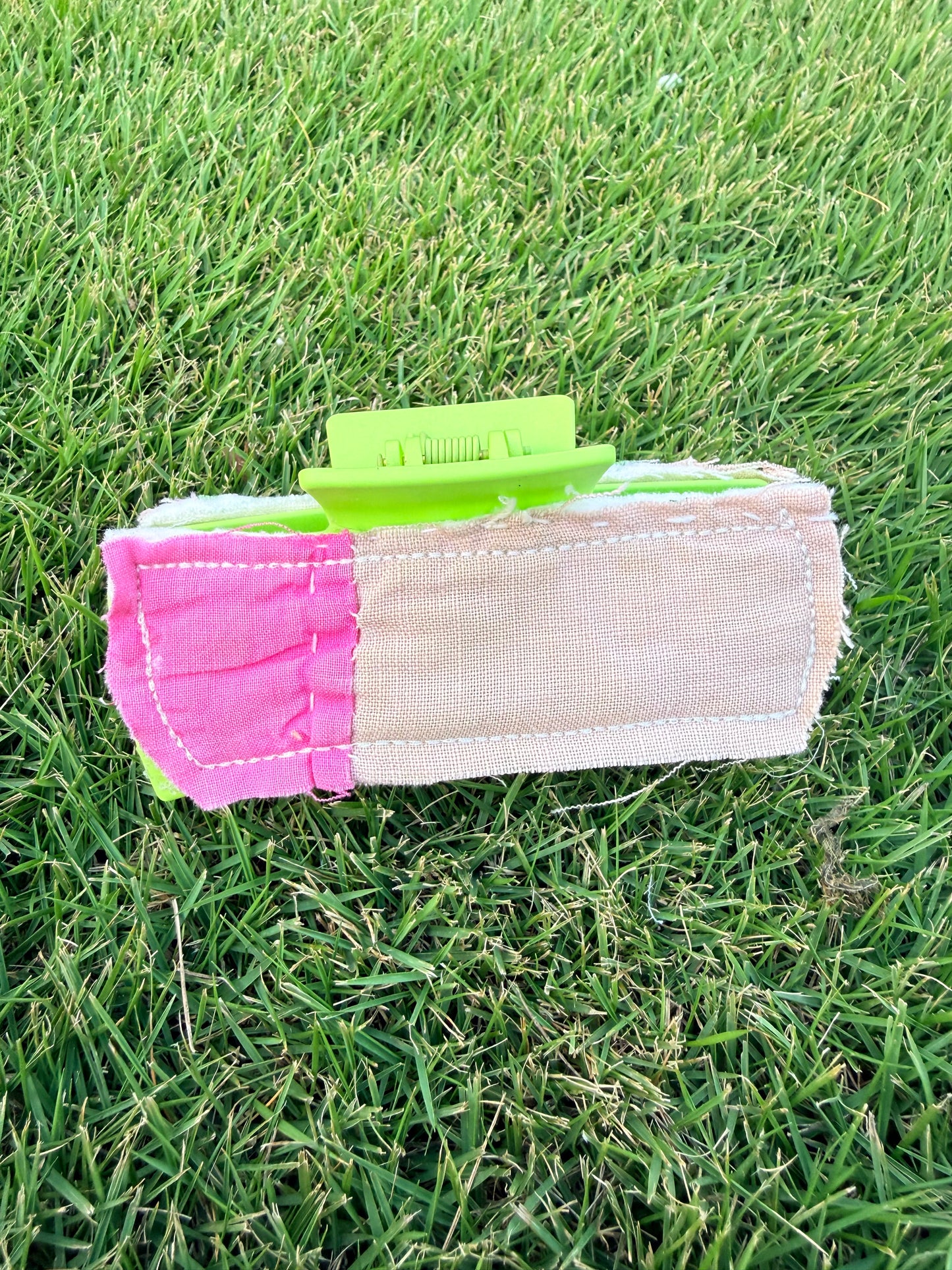 Vintage Quilt Claw Clip 4.3in 13