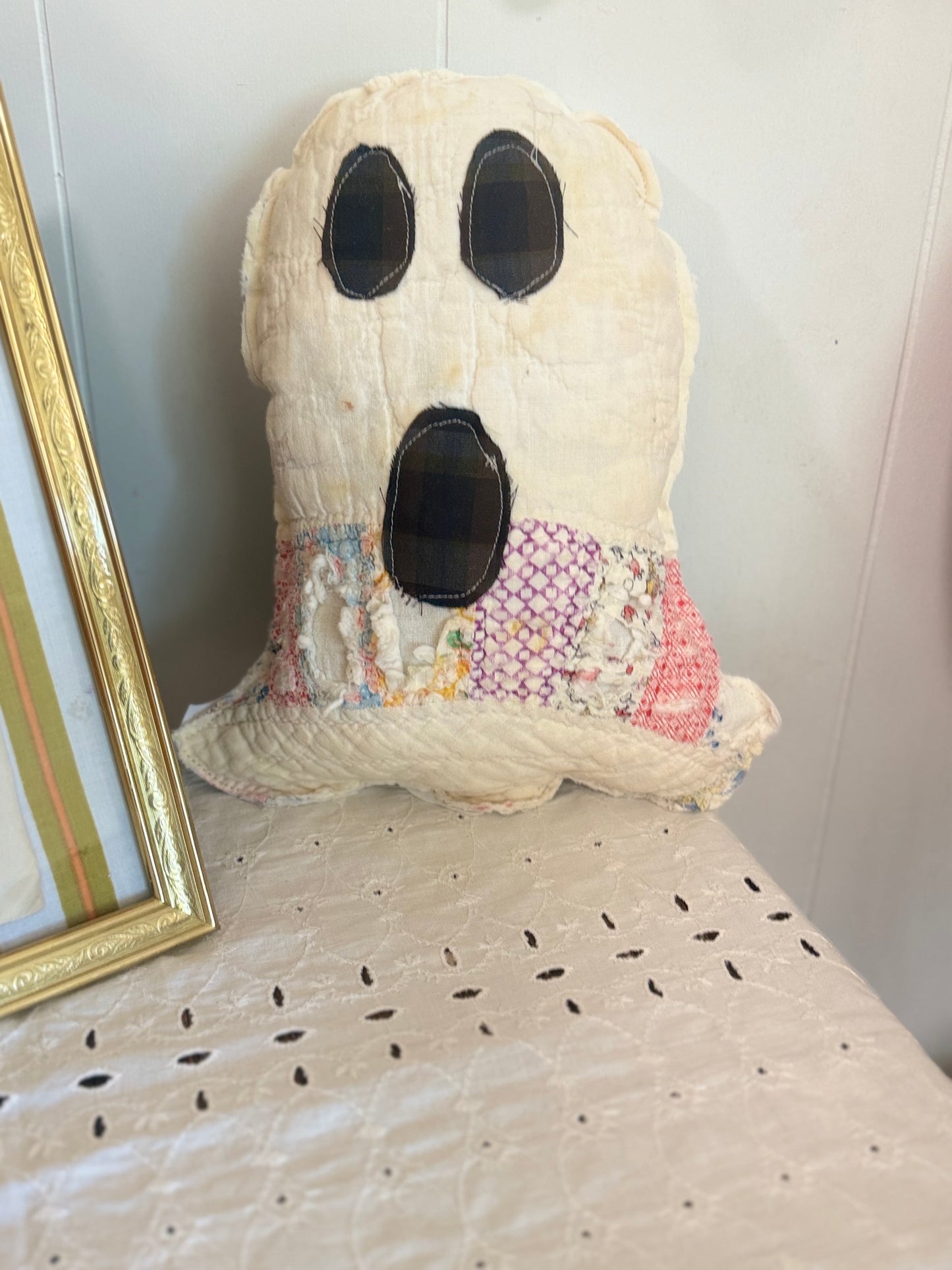 Ghost Pillow/ Shelf Sitter