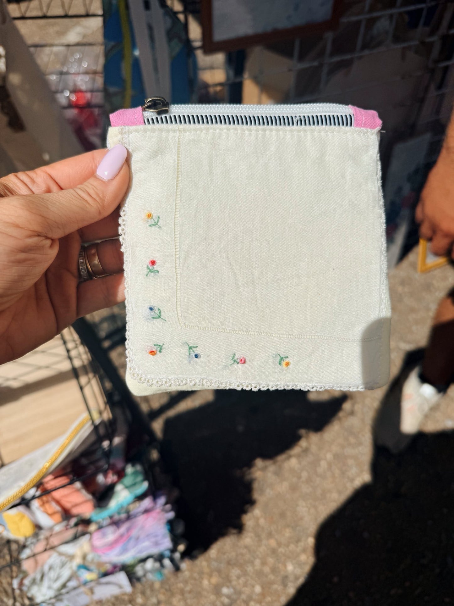 Handkerchief Zip- Dainty Flower Pink Tabs