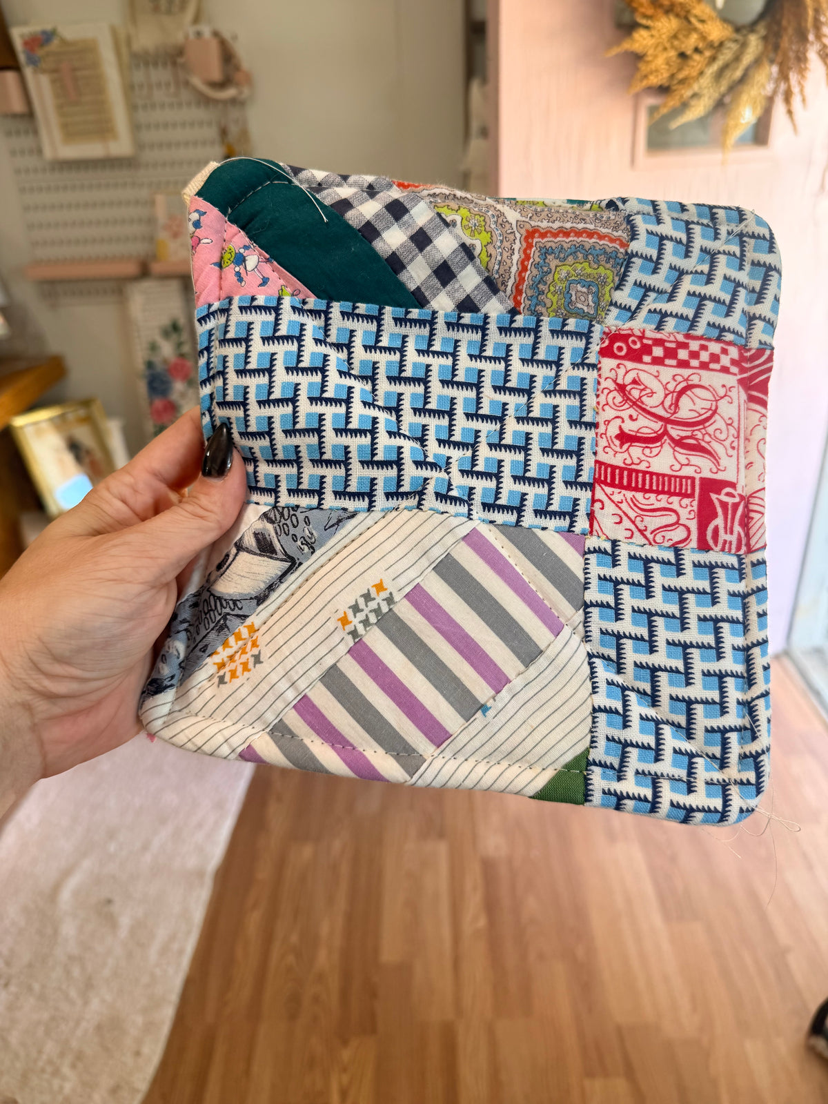 Vintage Quilt Hot Pad/Pot Holder