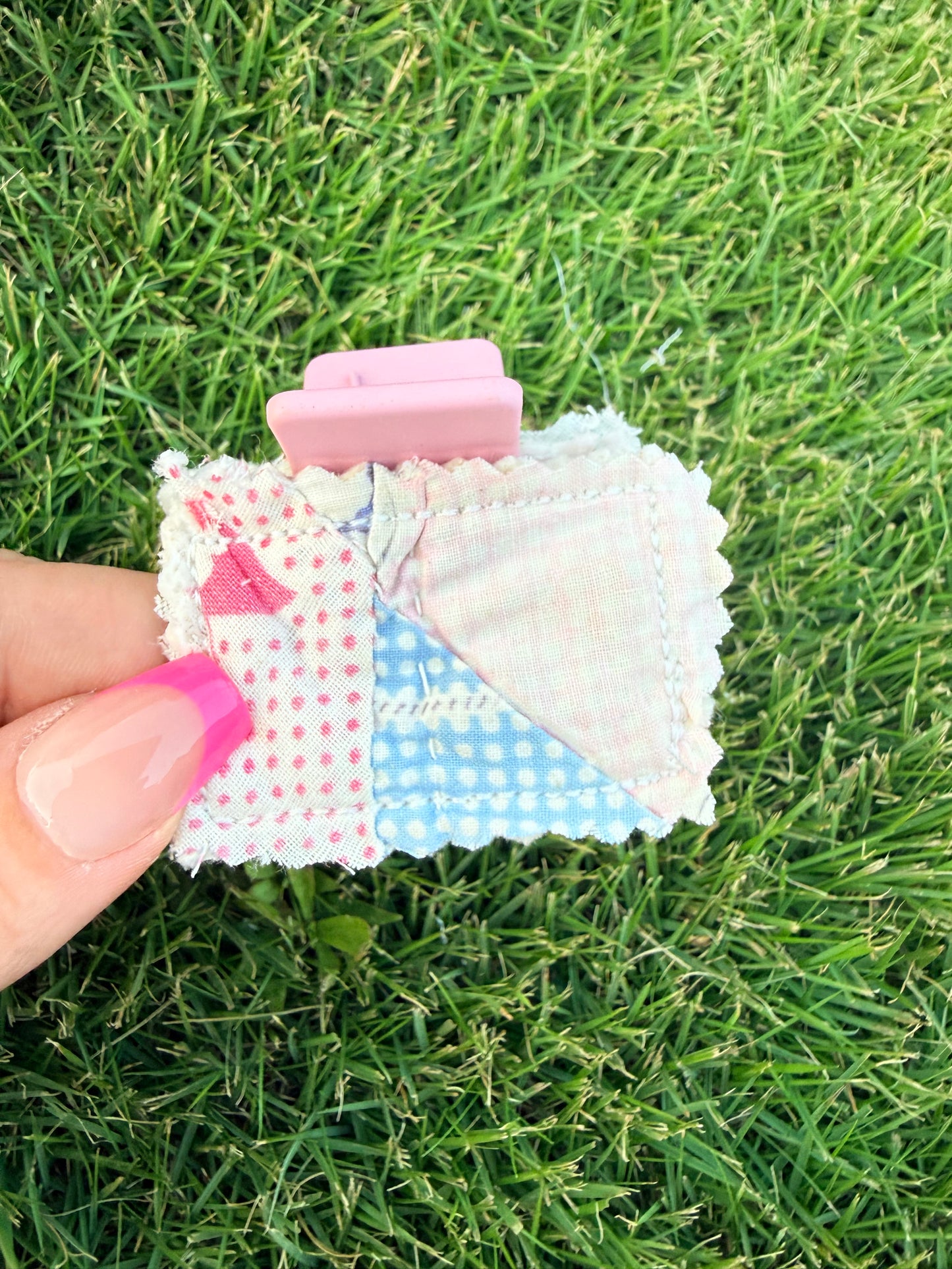 Vintage Quilt Claw Clip 2in 26