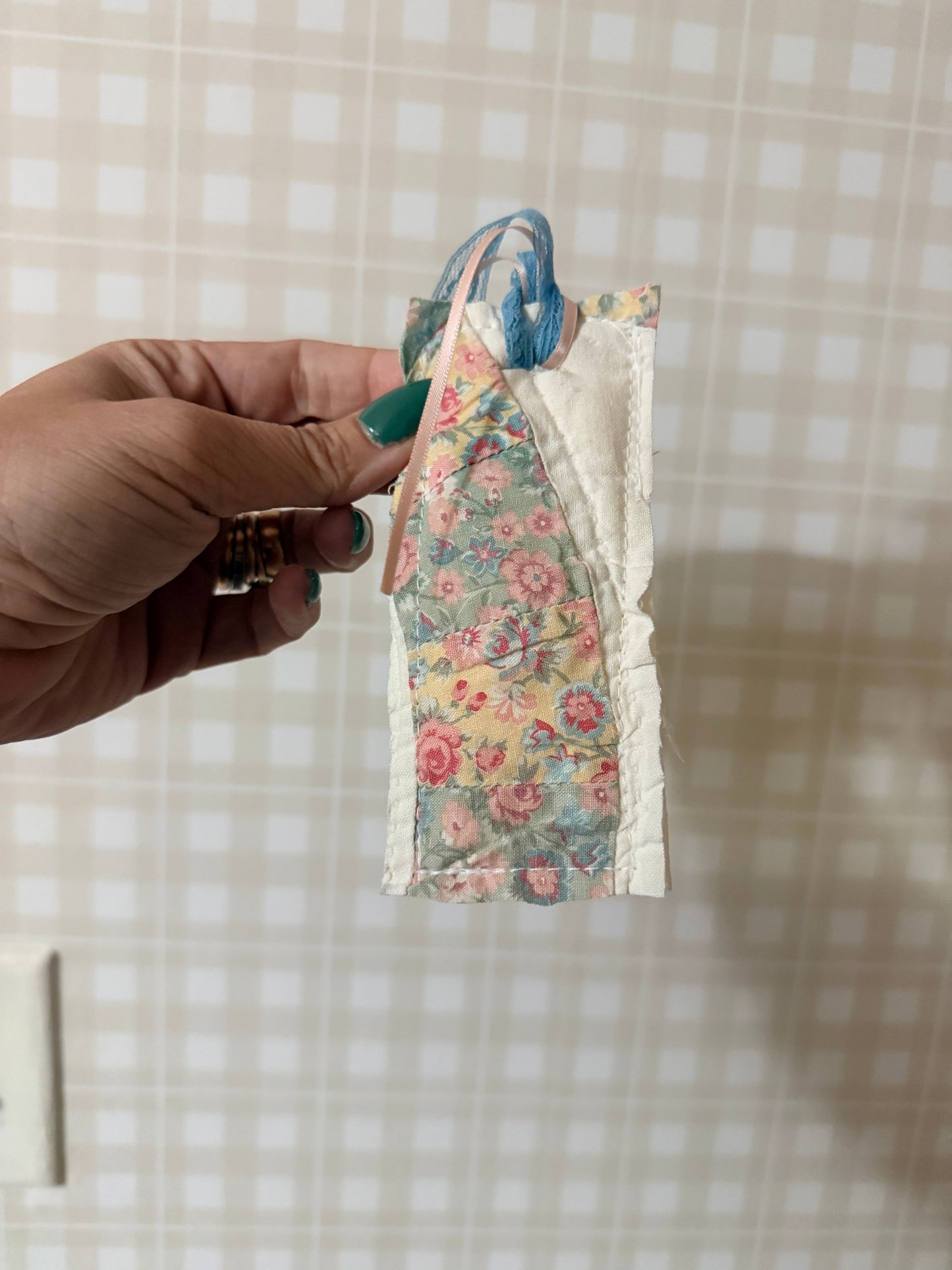 Vintage Quilt Bookmark