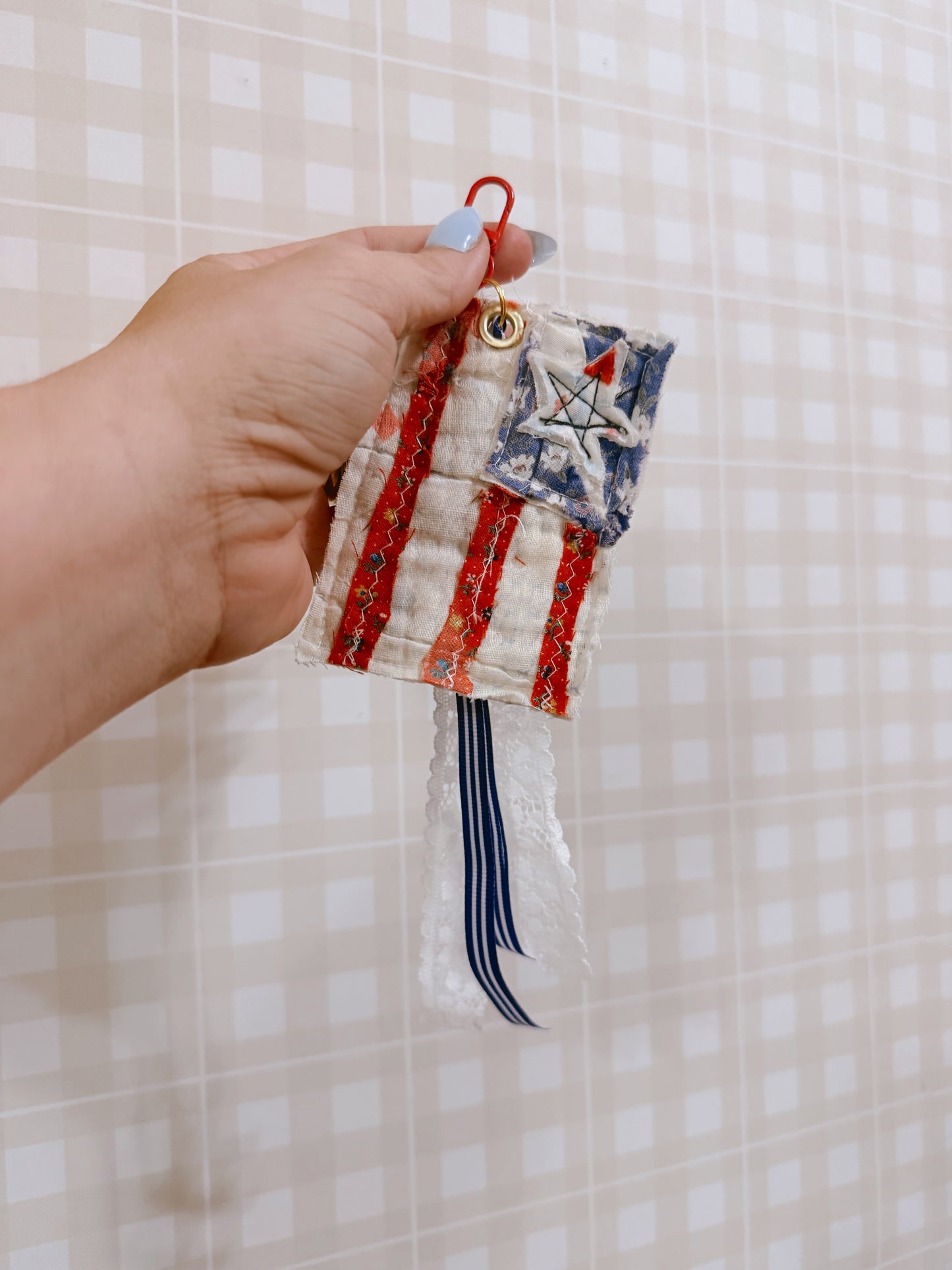 Americana Vintage Quilt Bag Charm 22