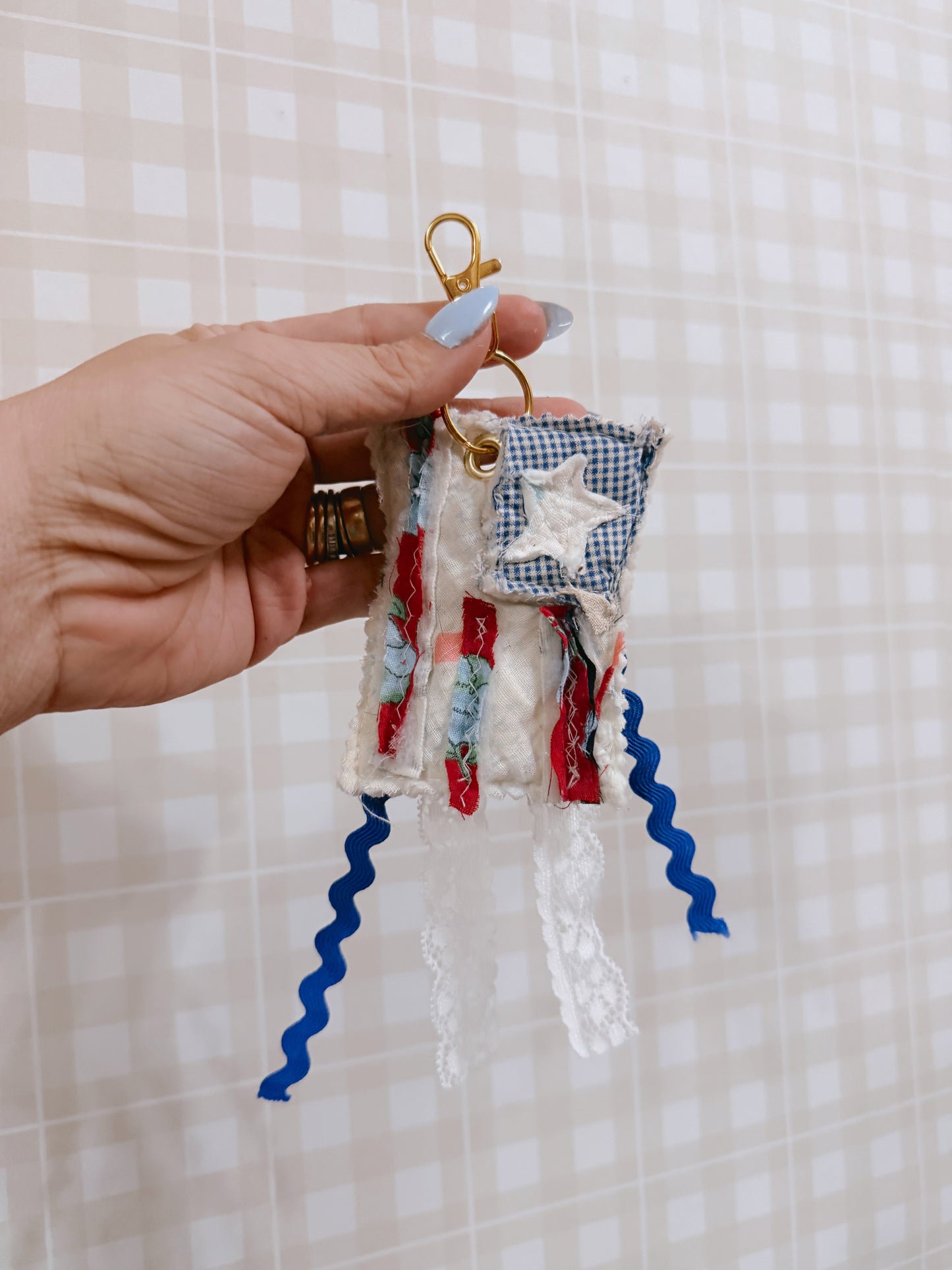 Americana Vintage Quilt Bag Charm 18