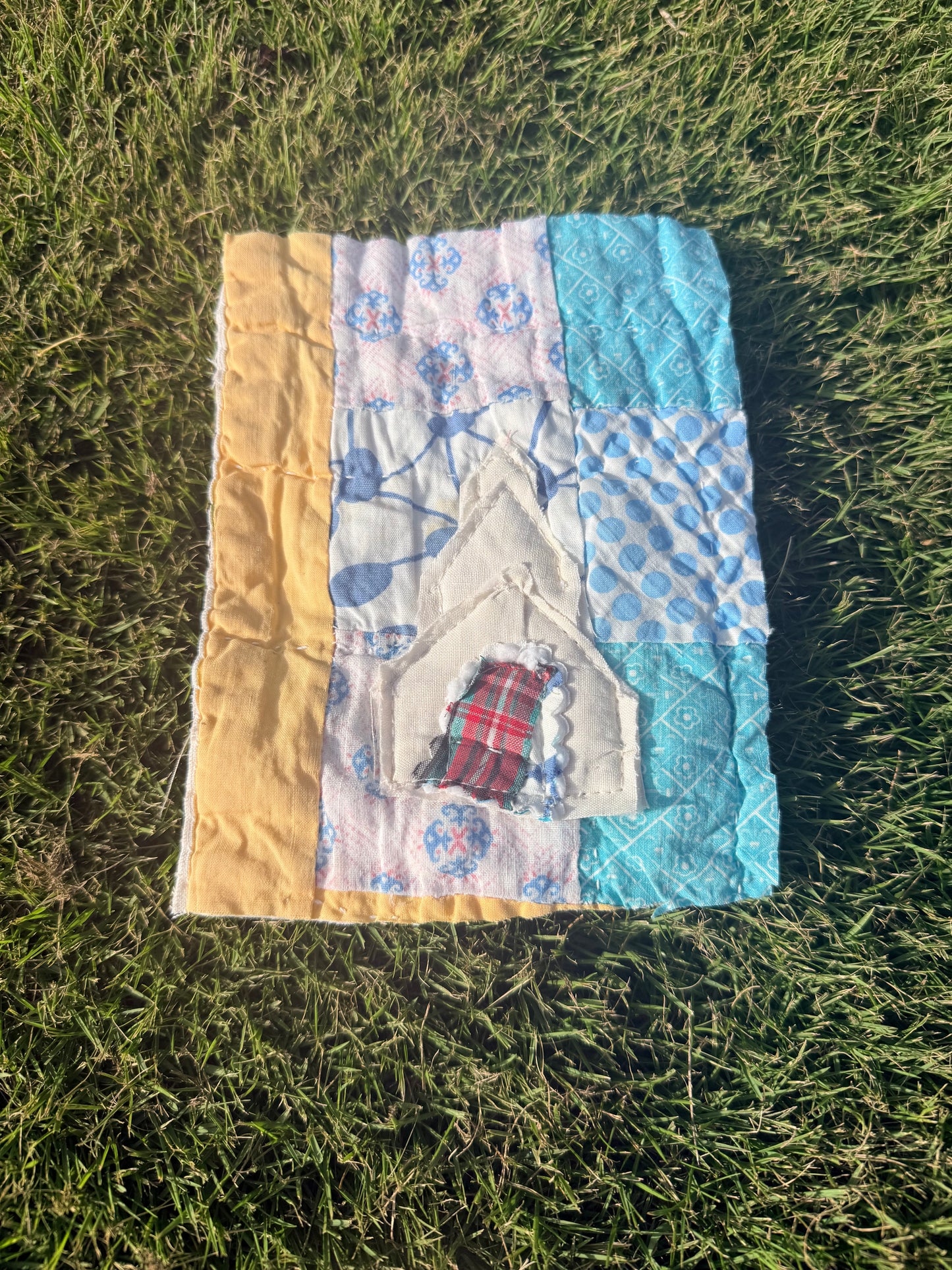 Unframed 5x7 Church Vintage Quilt Piece 1