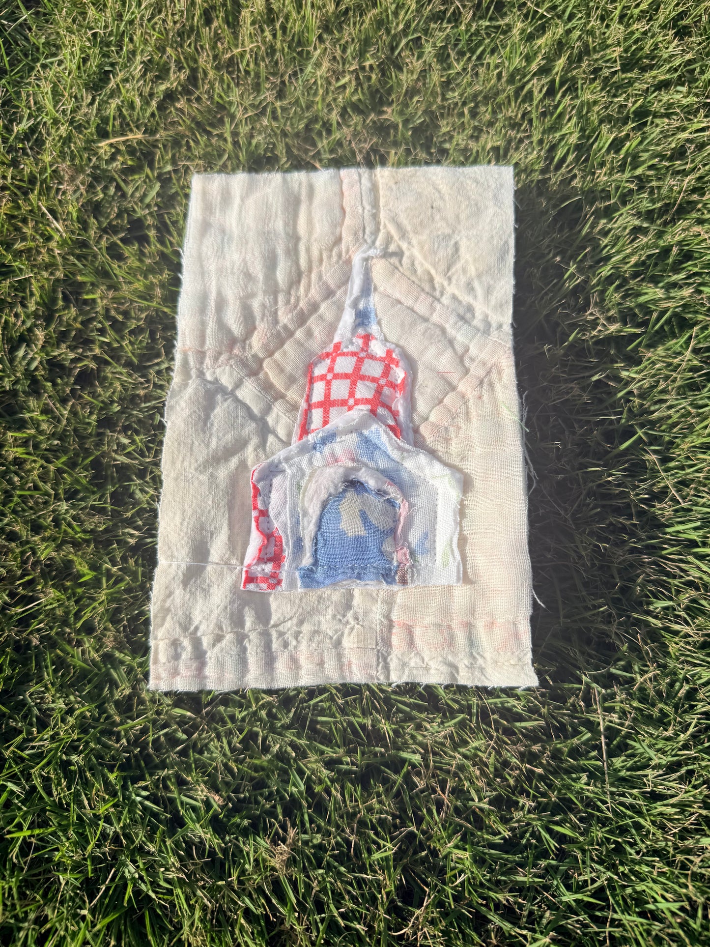 Unframed 4x6 Church Vintage Quilt Piece 1