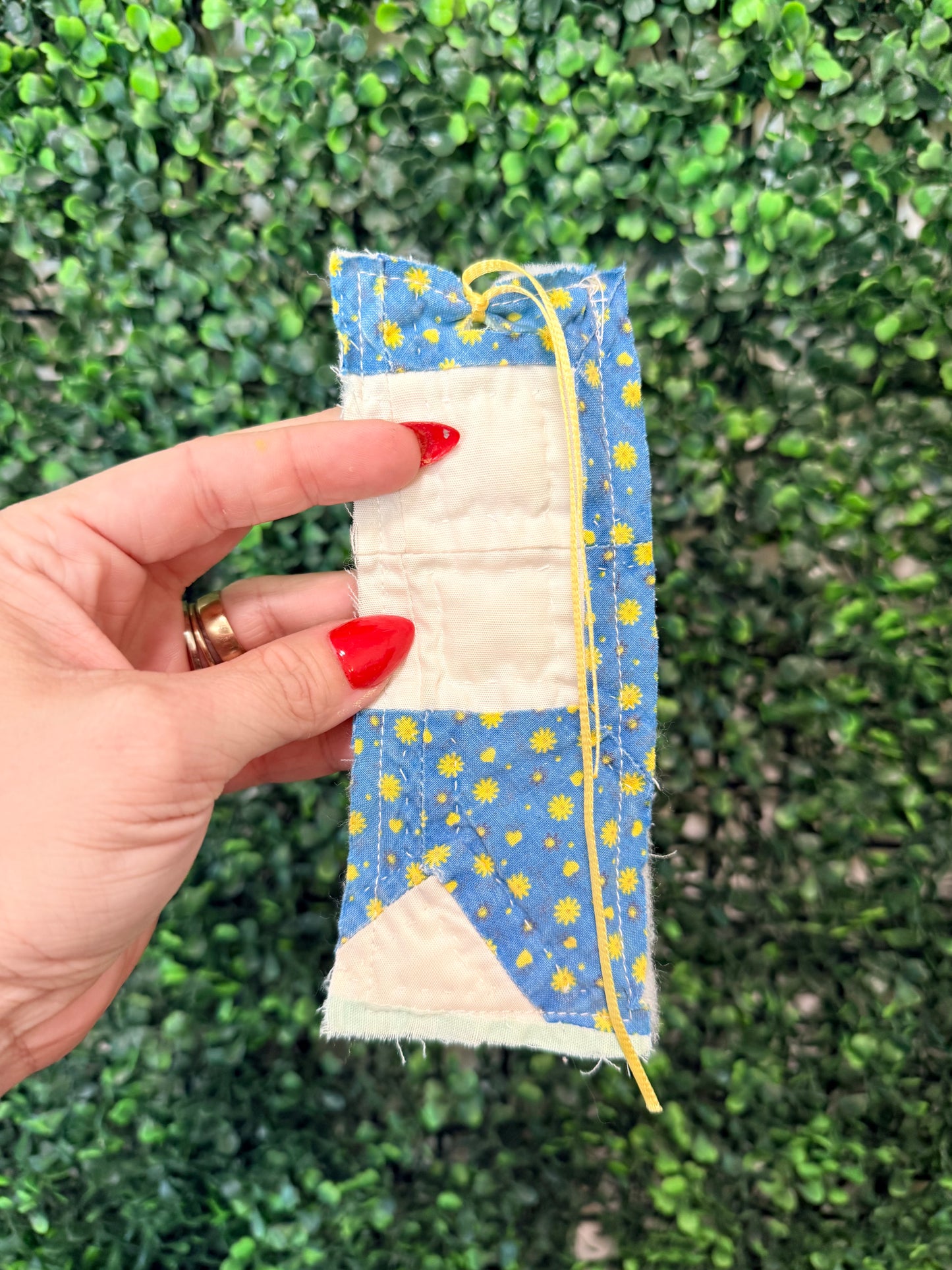 Vintage Quilt Bookmark- 22