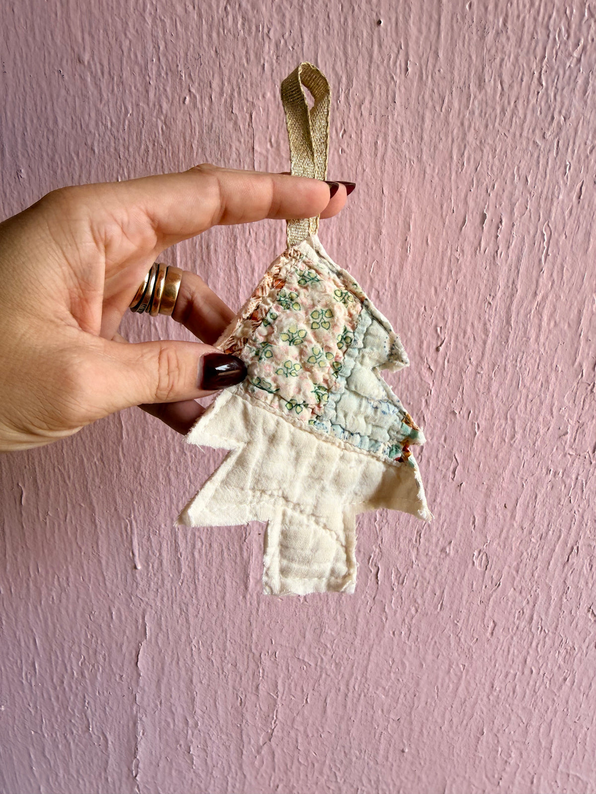 Vintage Quilt Ornament Tree