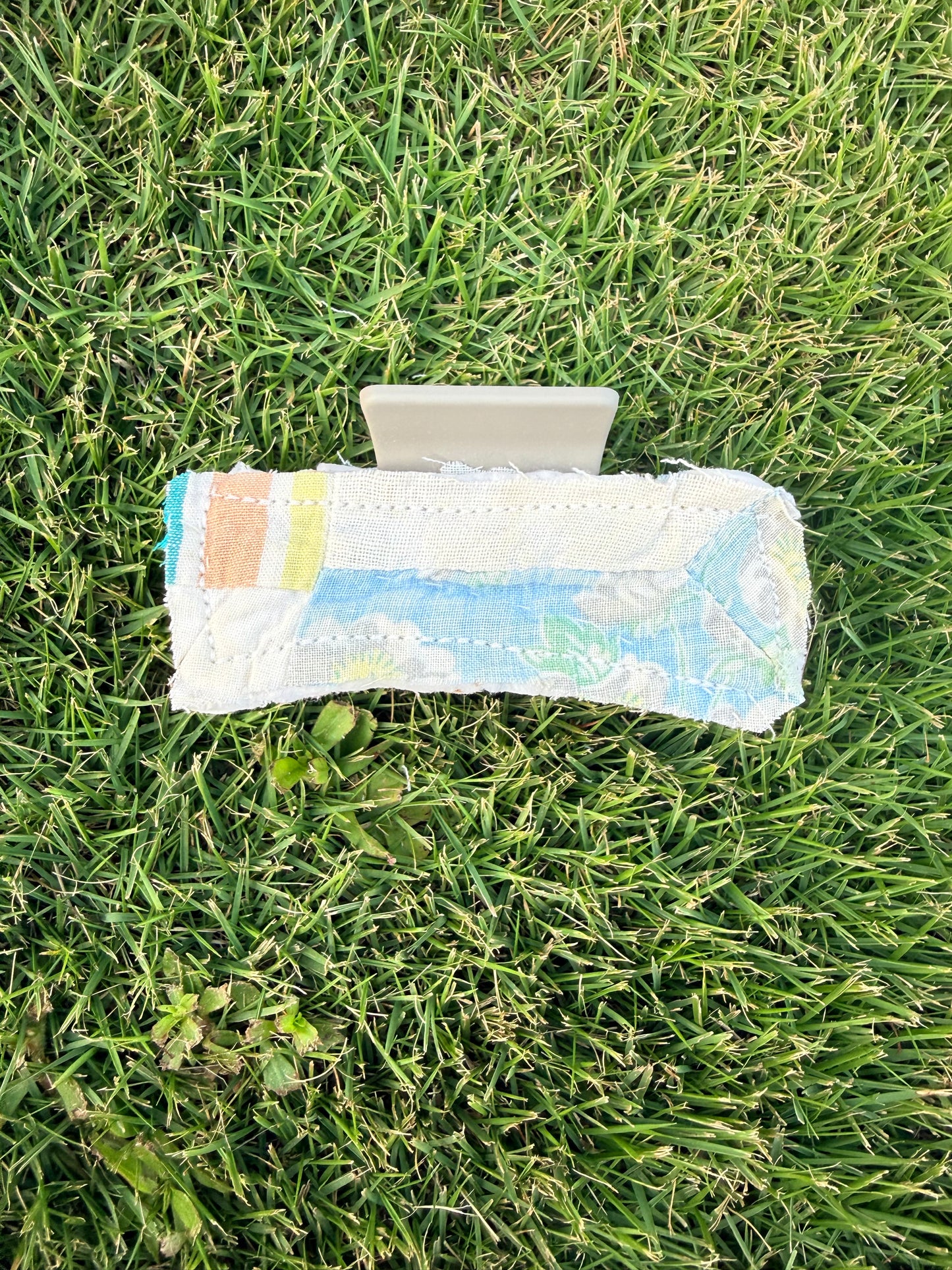 Vintage Quilt Claw Clip 3.5in 57