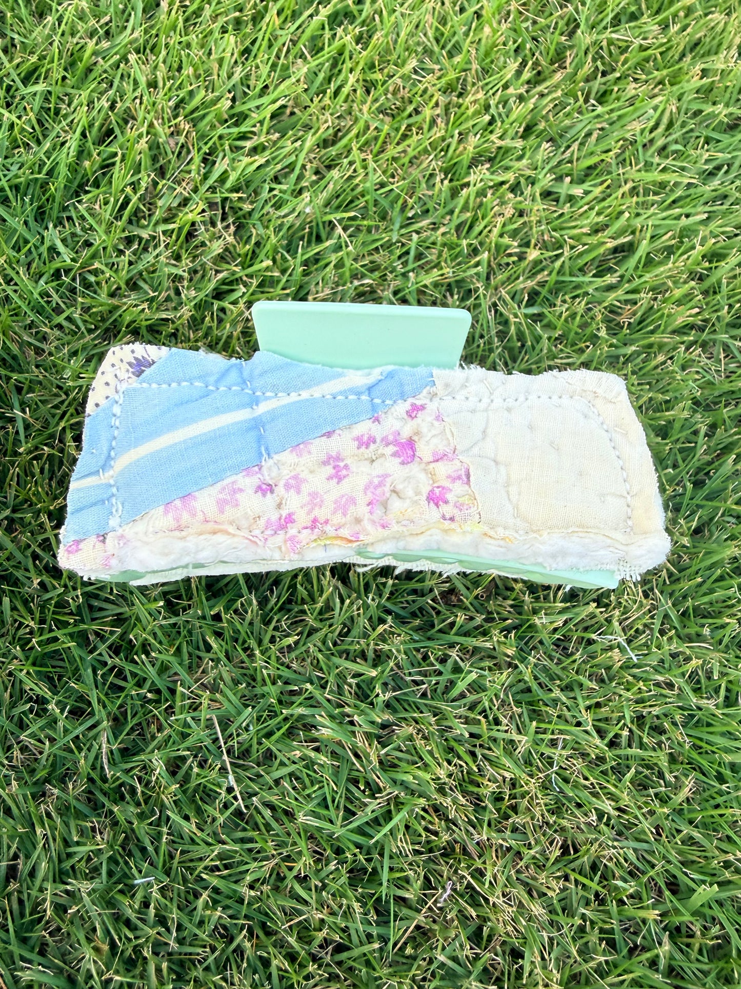 Vintage Quilt Claw Clip 4.3in 23