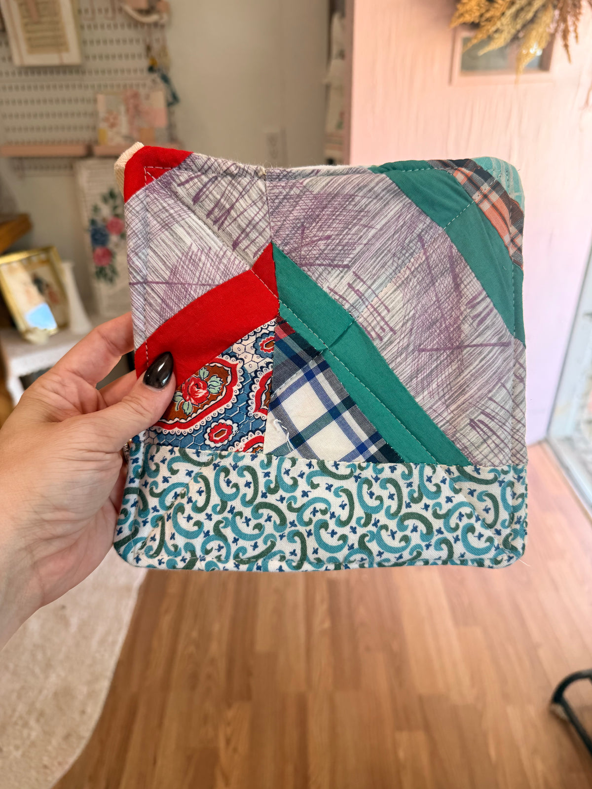 Vintage Quilt Hot Pad/Pot Holder