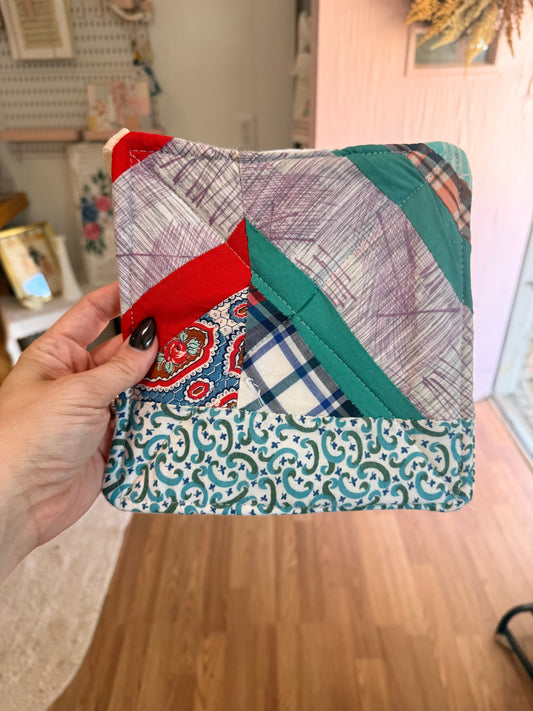 Vintage Quilt Hot Pad/Pot Holder