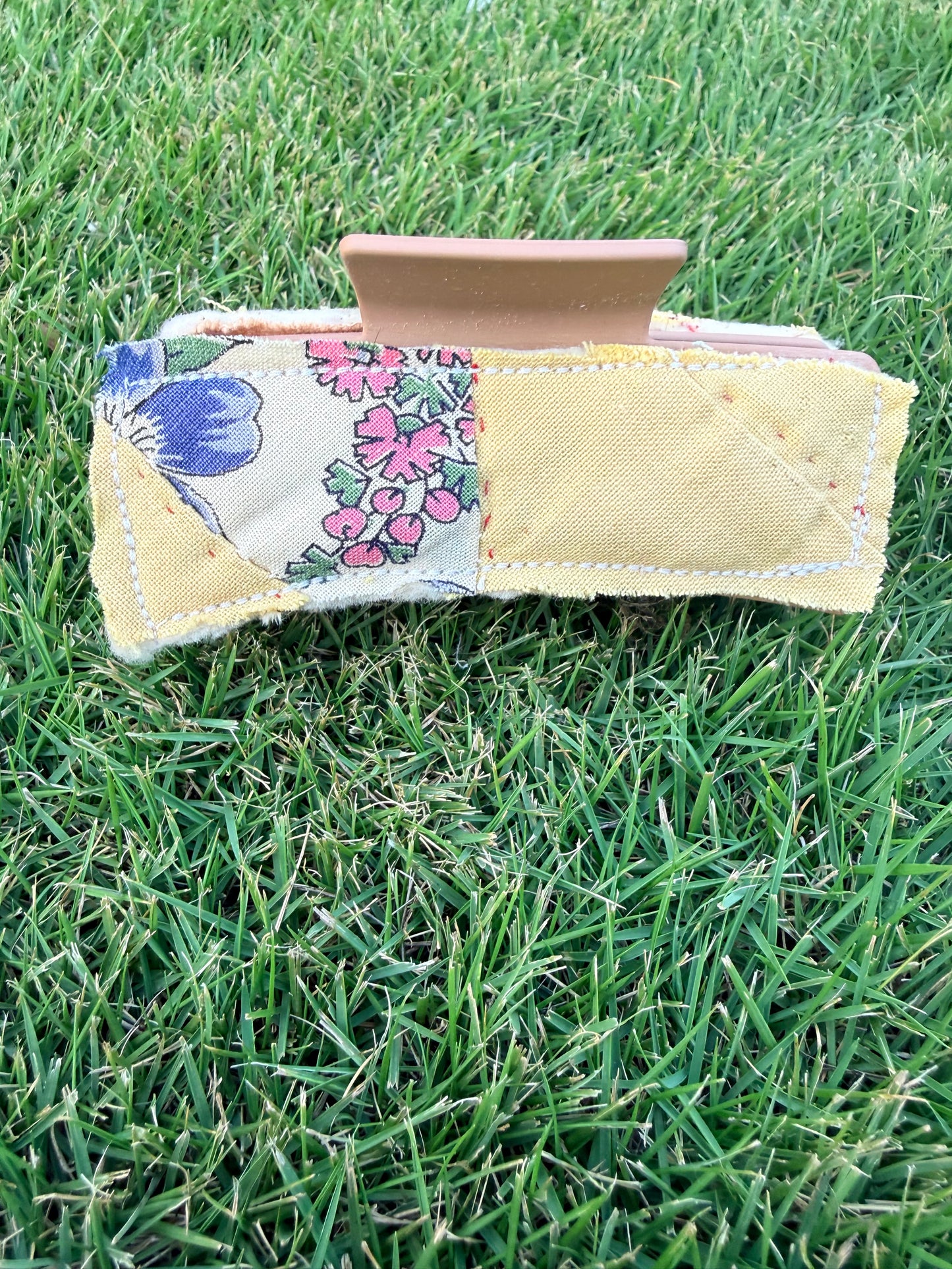 Vintage Quilt Claw Clip 4.3in 6