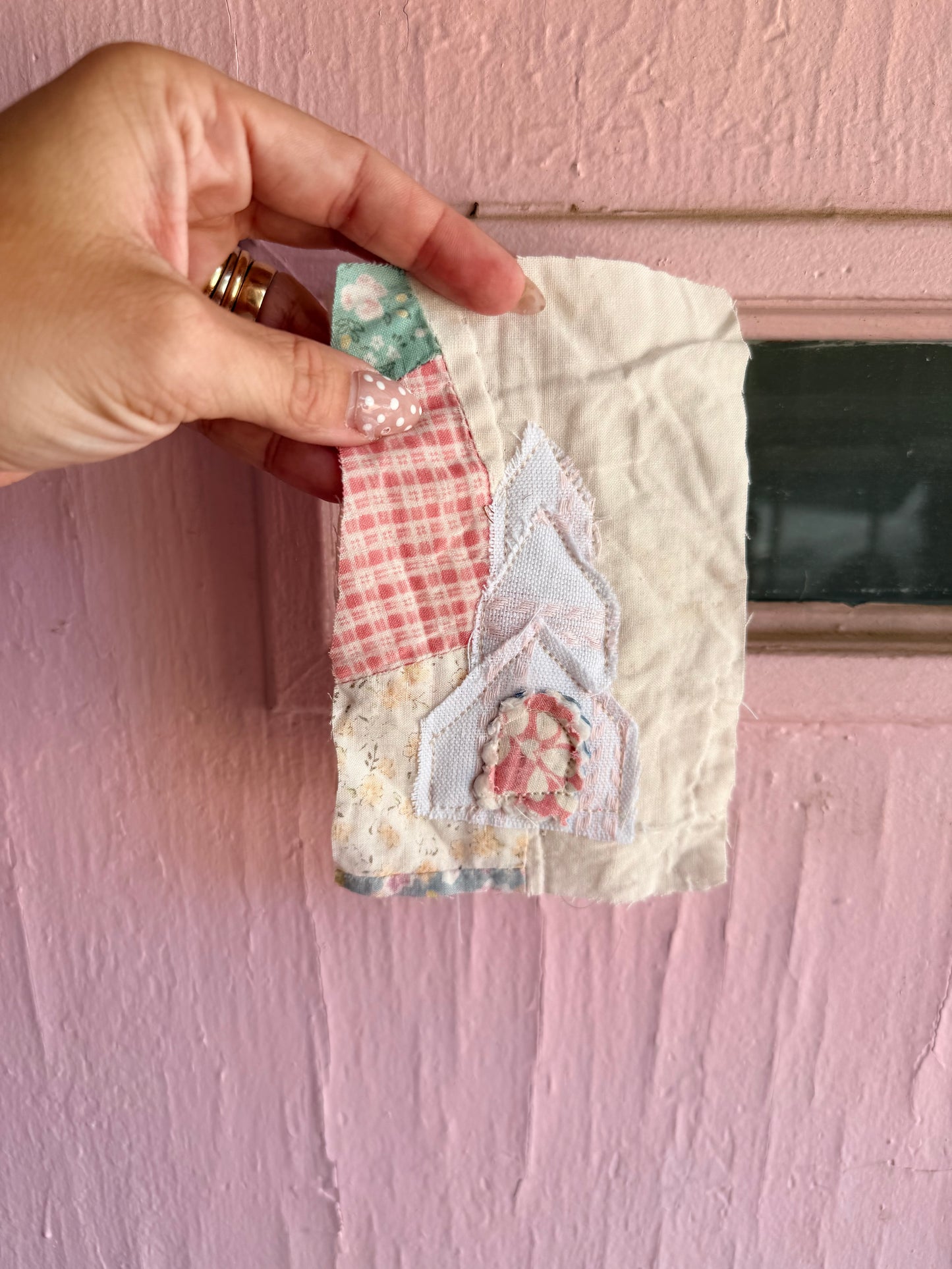 Unframed 4x6 Church Vintage Quilt Piece 9