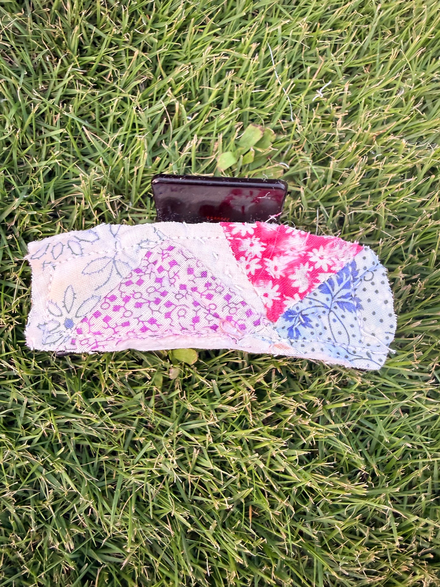 Vintage Quilt Claw Clip 3.5in 39
