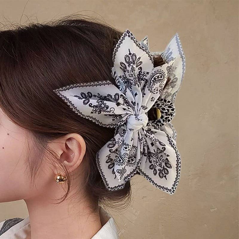 PAISLEY BOHO VINTAGE HAIR CLAW CLIPS | 40H913