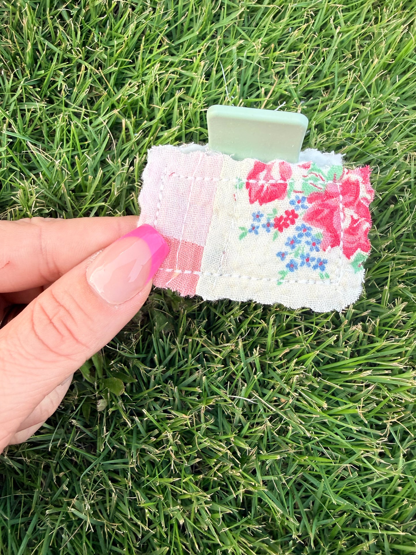 Vintage Quilt Claw Clip 2in 34
