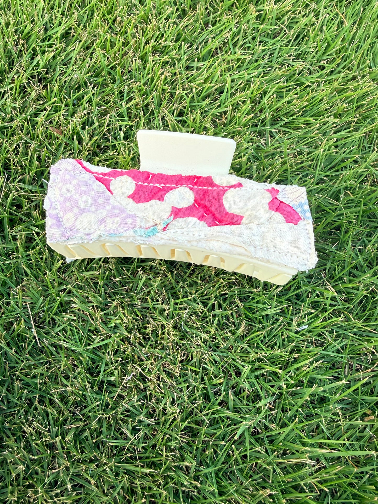 Vintage Quilt Claw Clip 4.3in 18