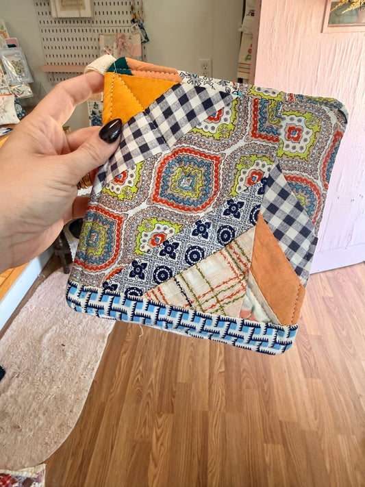 Vintage Quilt Hot Pad/Pot Holder