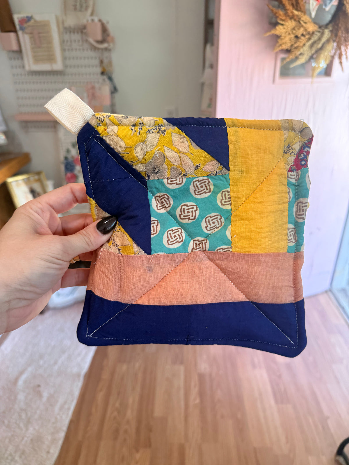 Vintage Quilt Hot Pad/Pot Holder