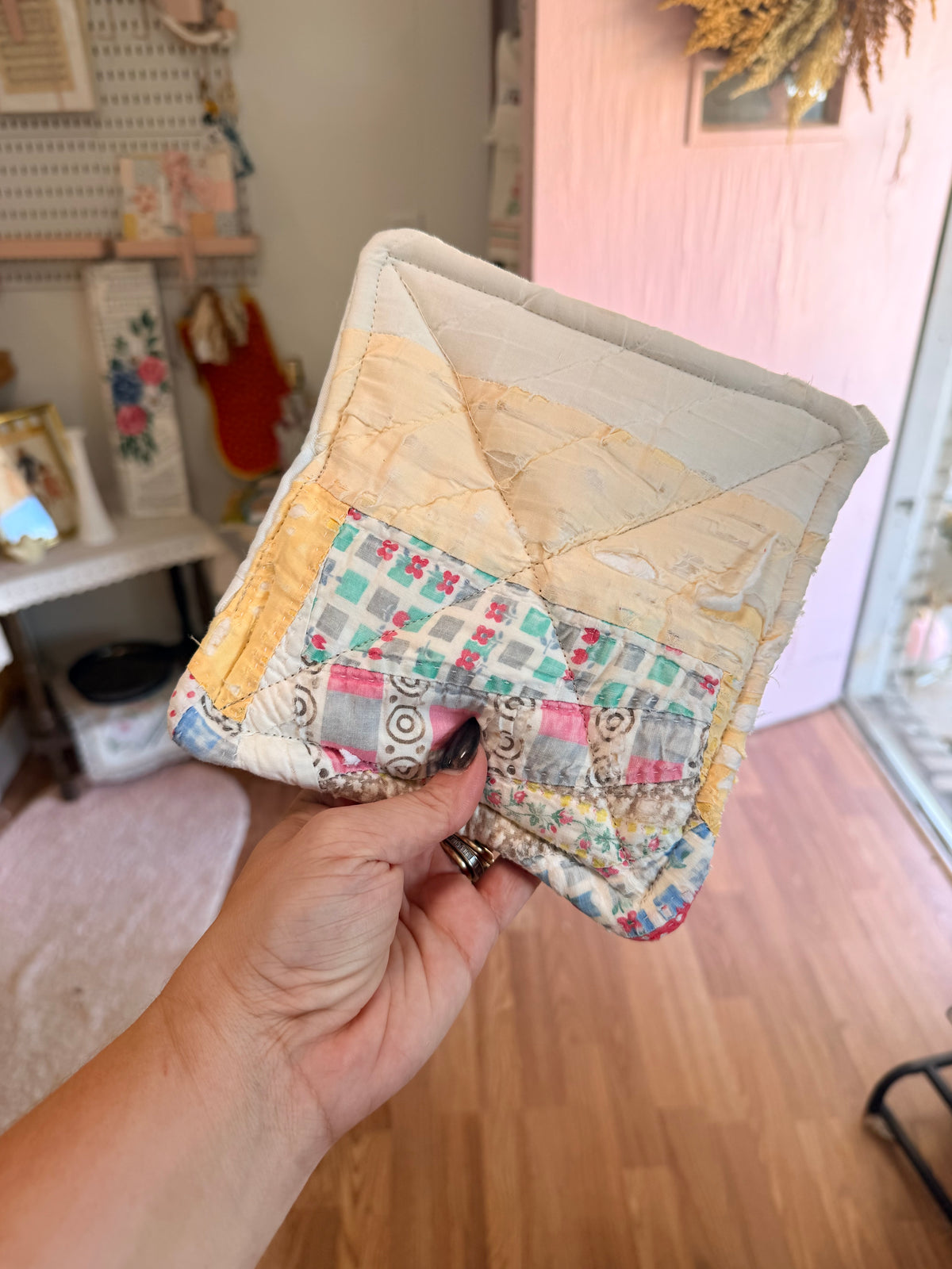 Vintage Quilt Hot Pad/Pot Holder