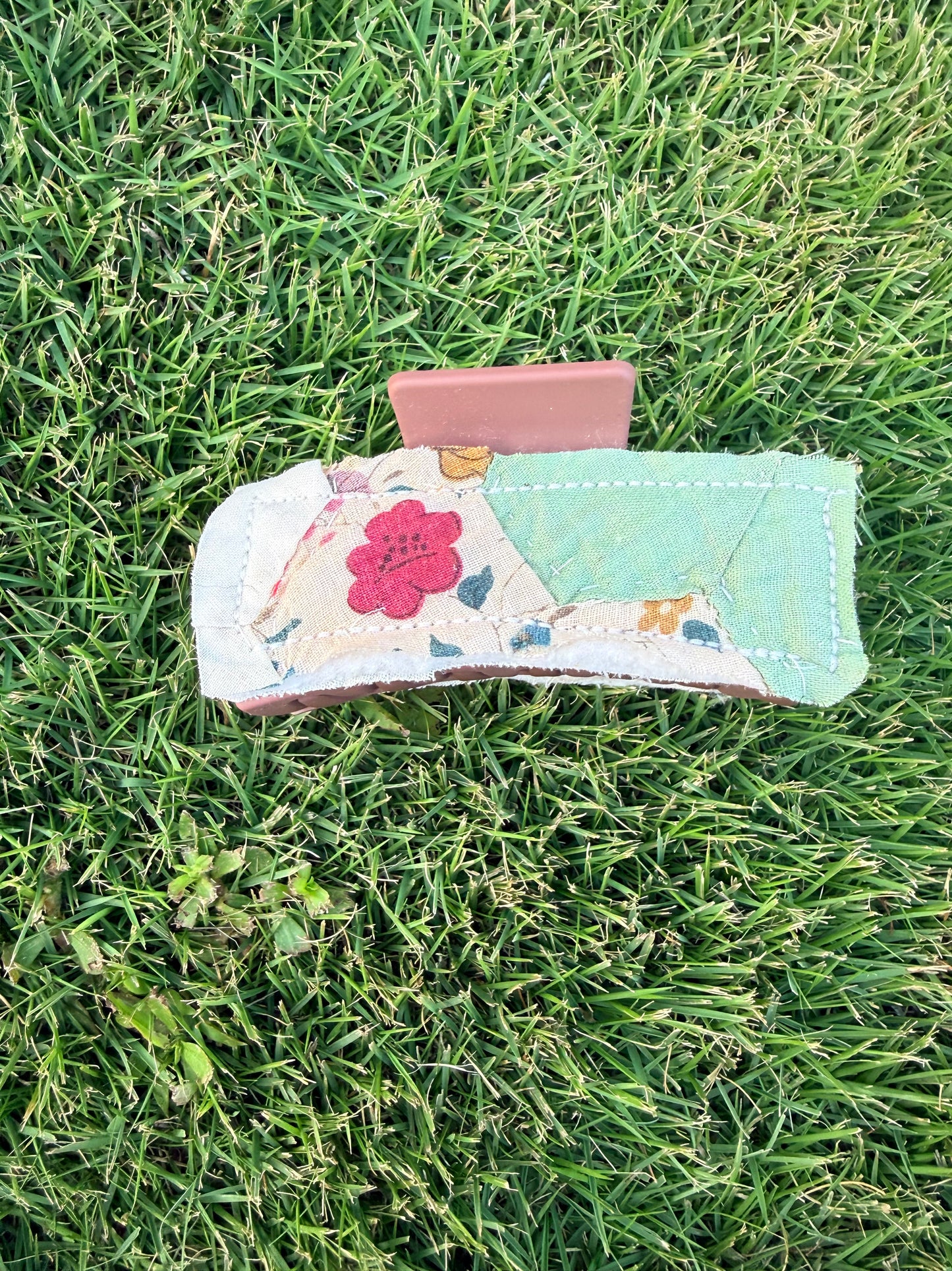 Vintage Quilt Claw Clip 3.5in 48