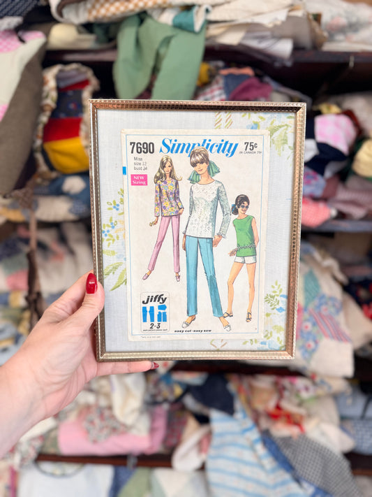 VINTAGE SEWING PATTERN FRAMED 7690