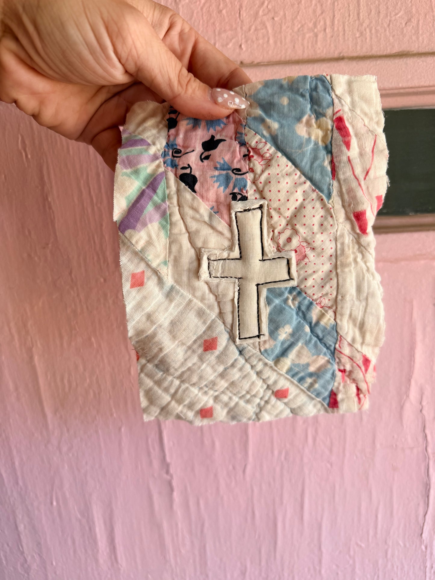 Unframed 5x7 Cross Vintage Quilt Piece 1
