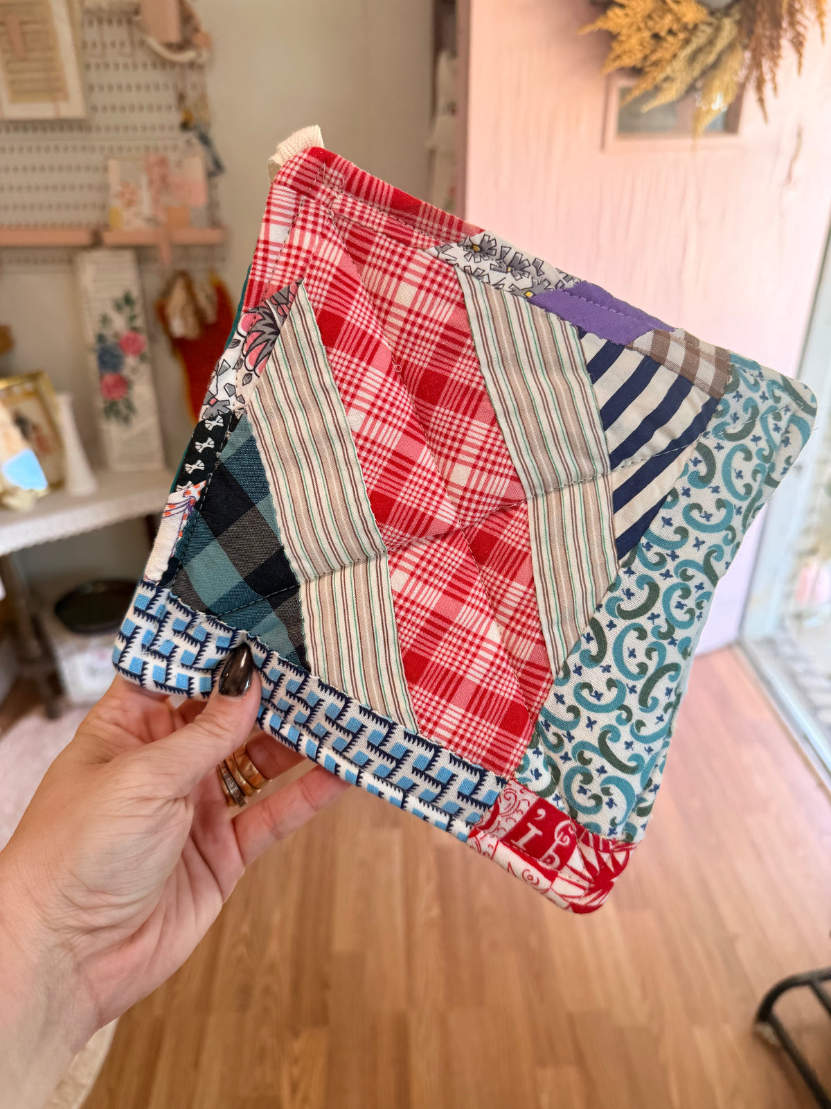 Vintage Quilt Hot Pad/Pot Holder