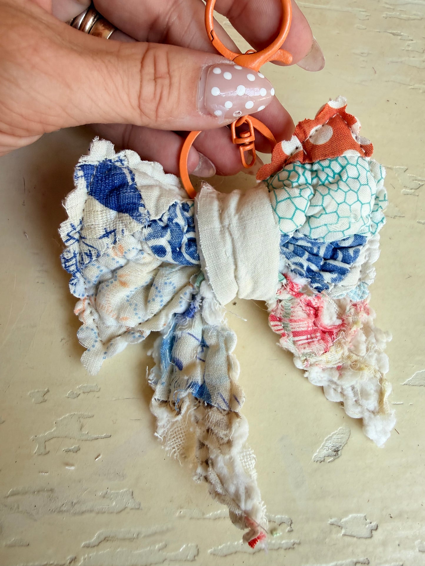 Bow Keychain 87 Med Size