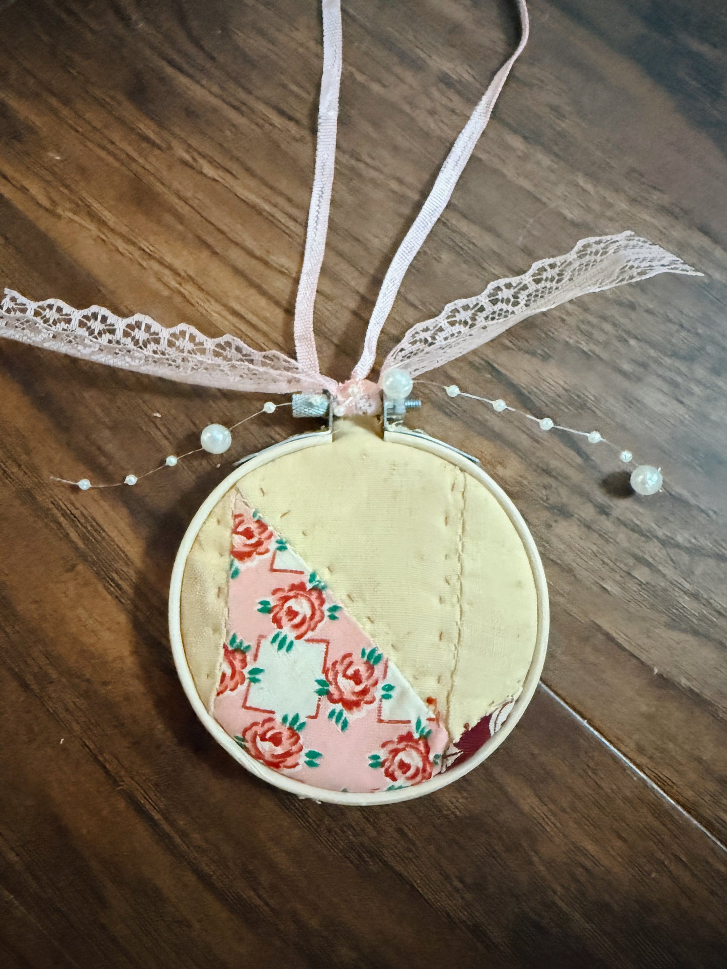 CAR MIRROR CHARM 13