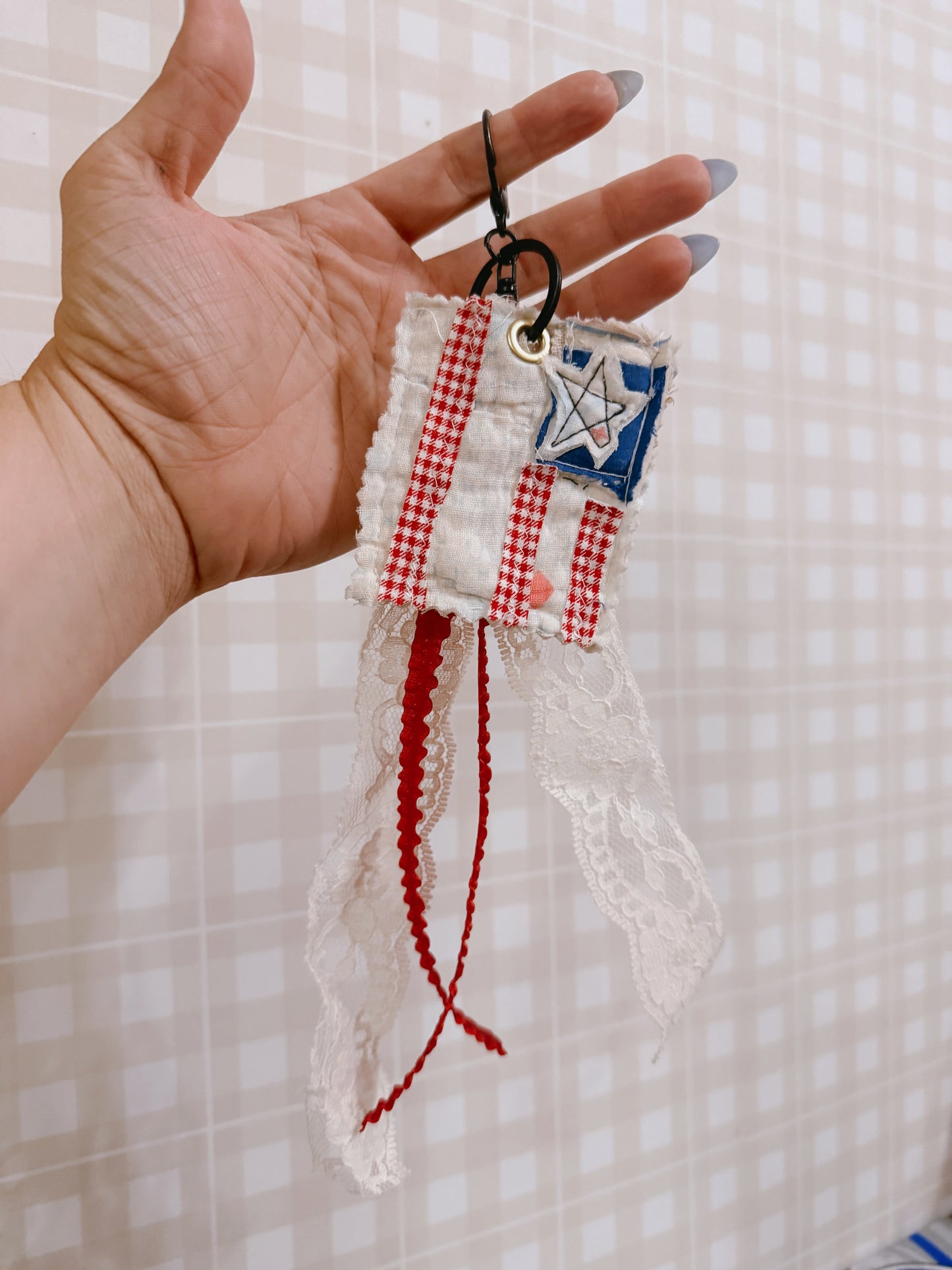 Americana Vintage Quilt Bag Charm 16