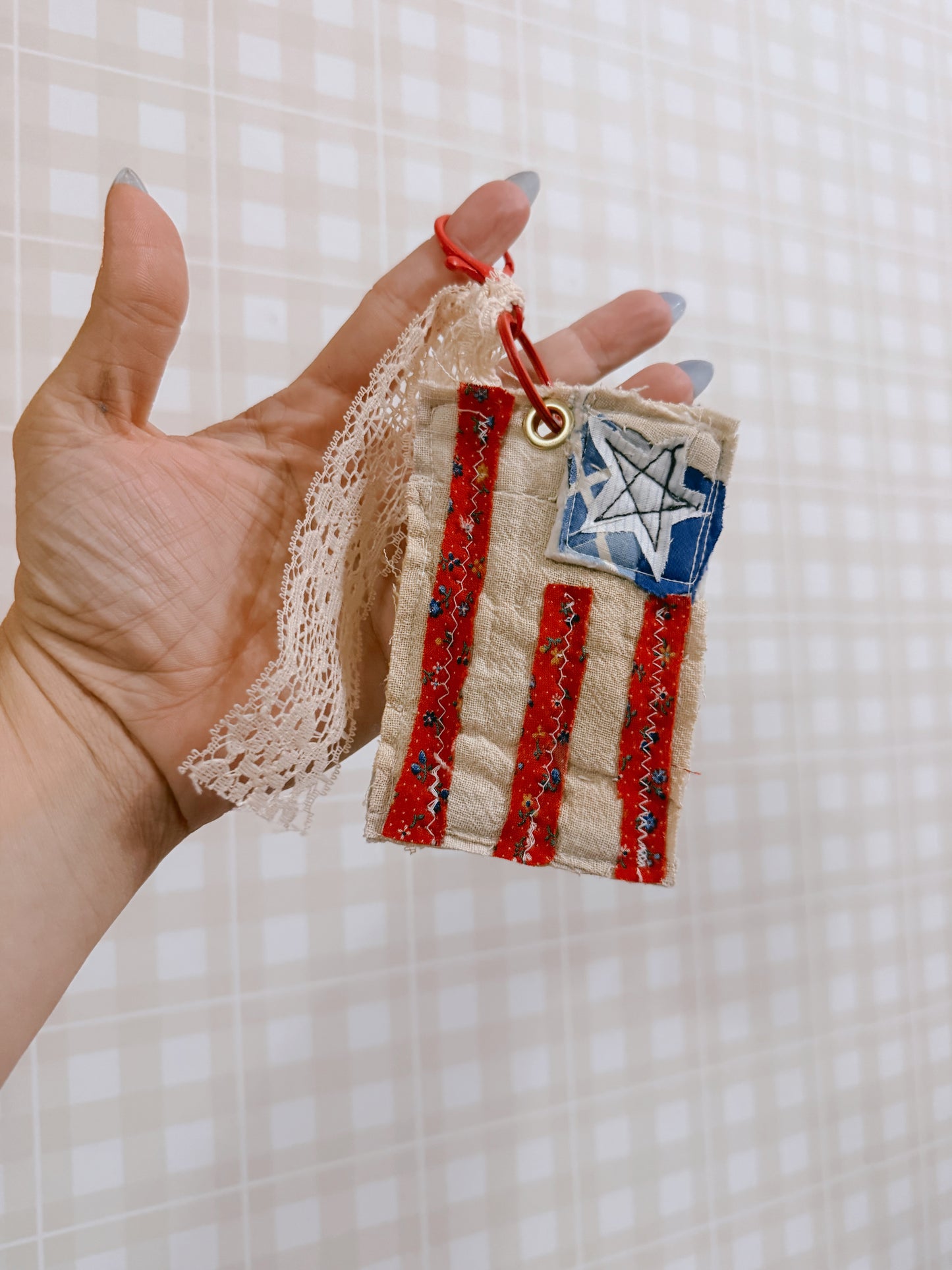 Americana Vintage Quilt Bag Charm 23