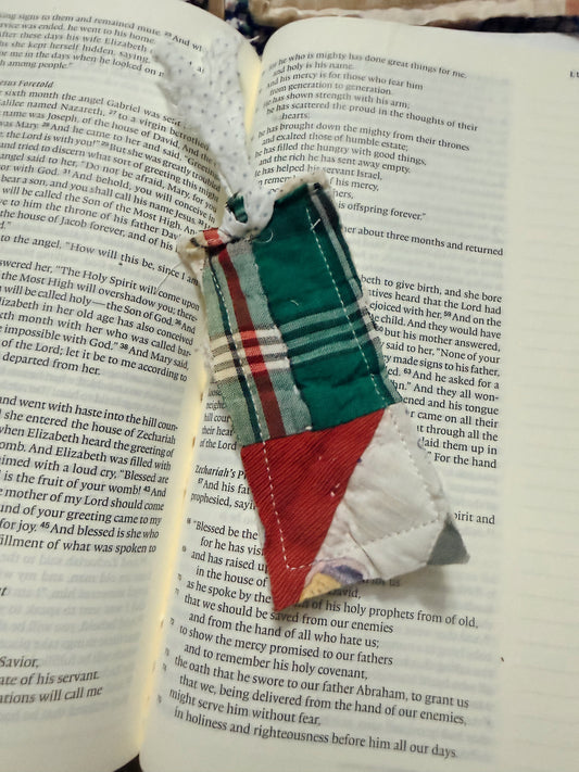 Vintage Quilt Bookmark 48
