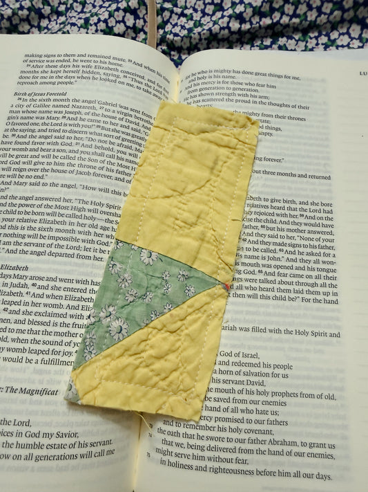 Vintage Quilt Bookmark 39