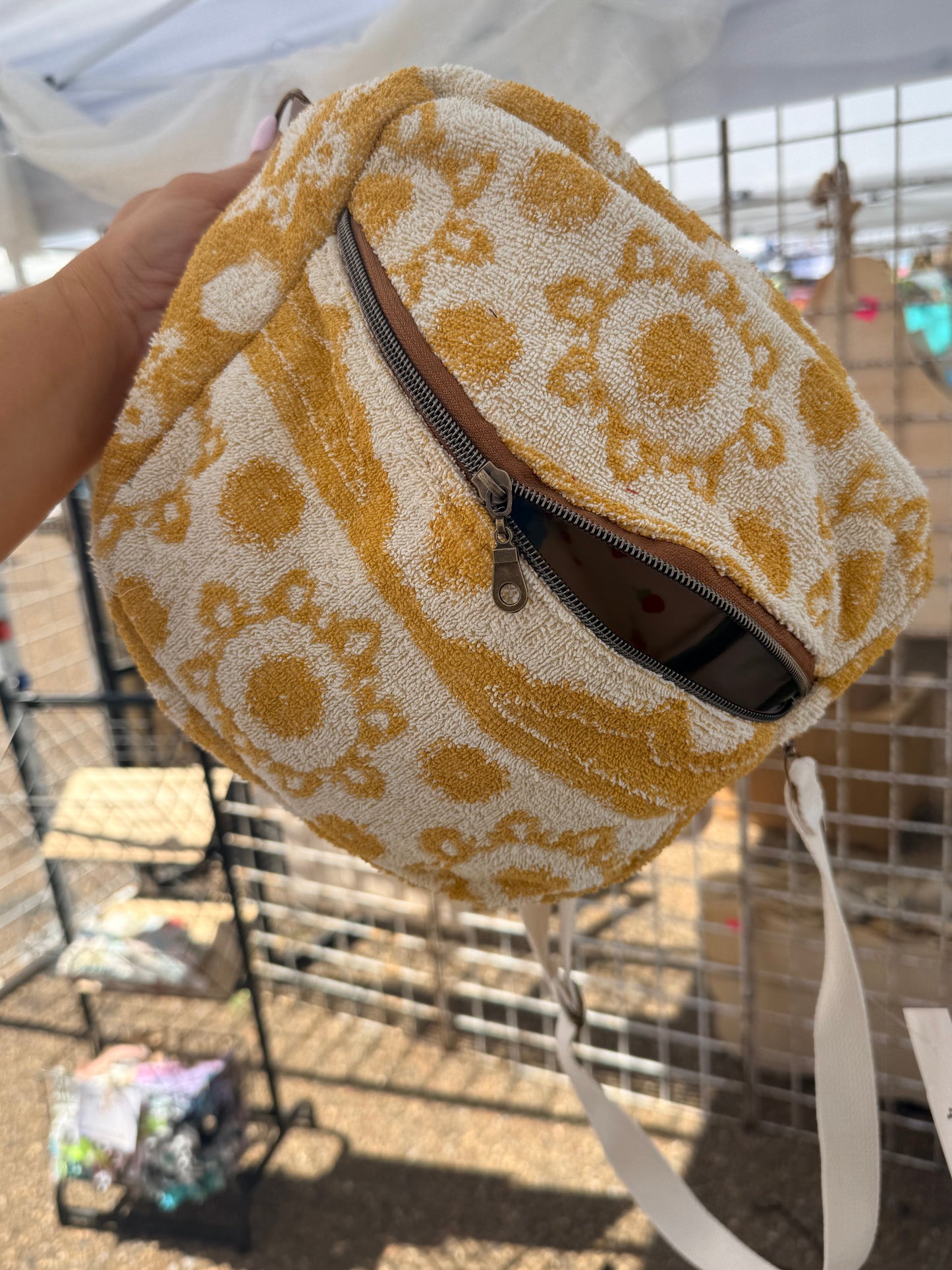 Vintage Towel Big Crossbody