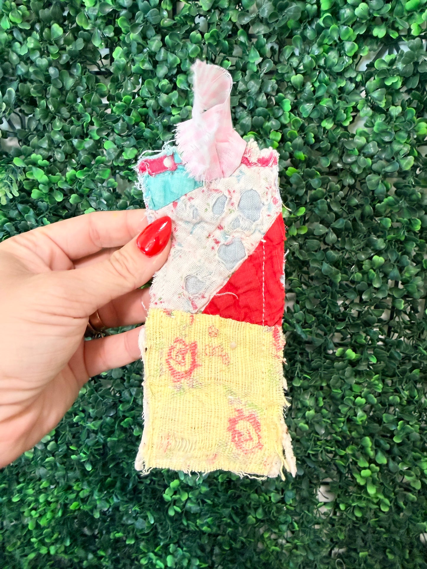 Vintage Quilt Bookmark- 14