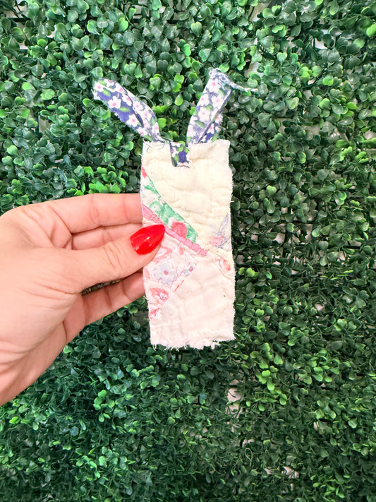 Vintage Quilt Bookmark- 12