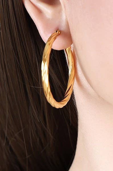 18K Stainless Steel Tarnish Free Waterproof Hoop | 40E390