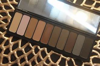 Mad for Matte Eyeshadow Palette